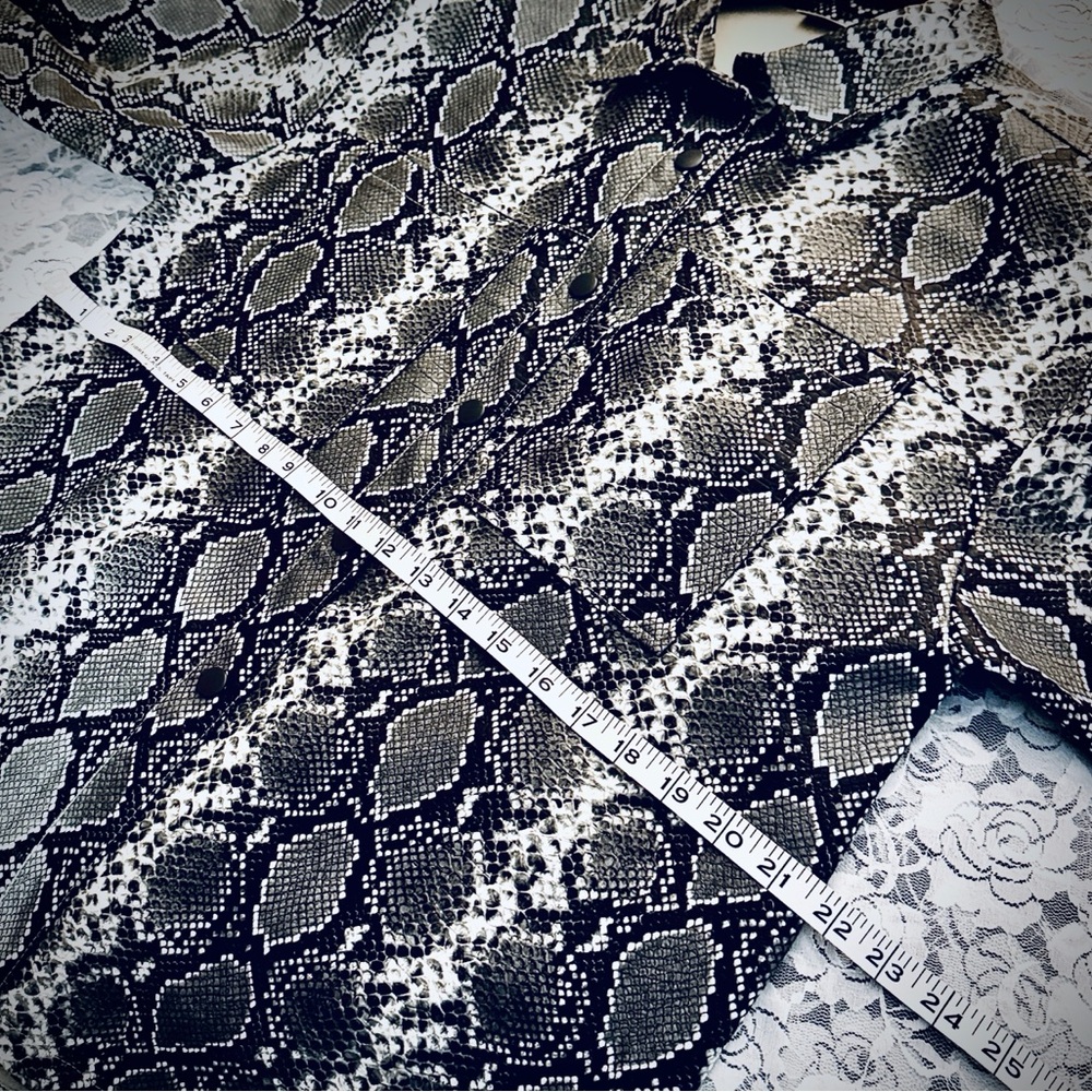 ASOS Design Pleather Snakeskin Button Up Oversized Shacket - Picture 14 of 16